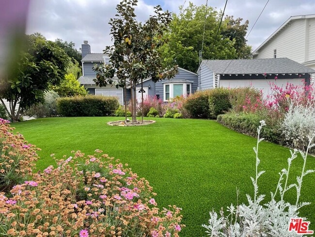 property at 11594 Chiquita St