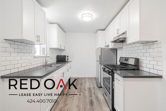 745 S Mariposa Ave in Los Angeles, CA - Building Photo - Building Photo