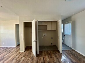 4605 S Glenn St in Wichita, KS - Building Photo - Building Photo