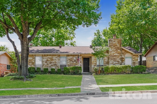 property at 1226 Meadow Creek Dr