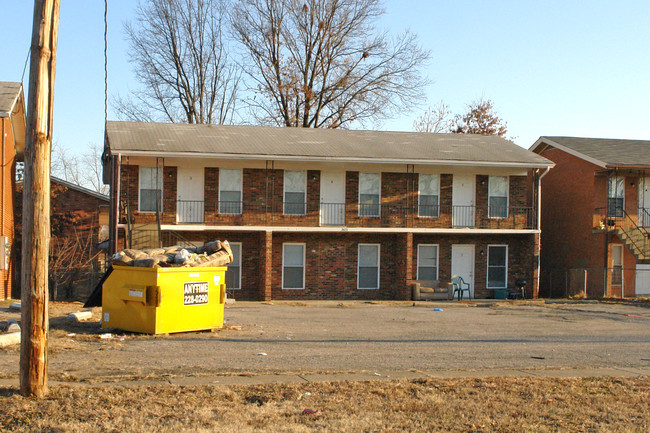 3421 Shagbark Rd in Louisville, KY - Building Photo - Building Photo