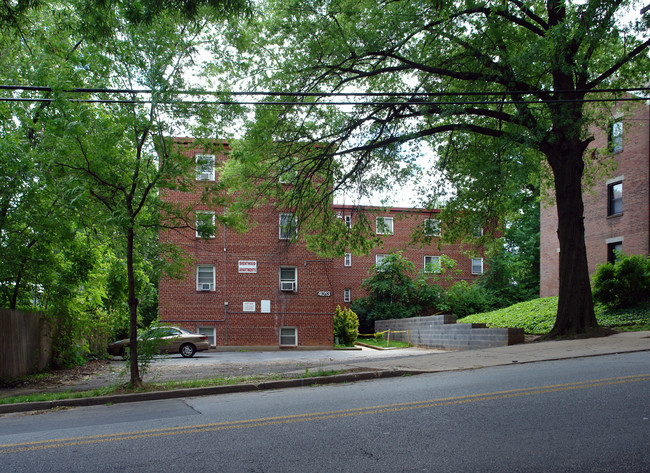 Brentwood Apartments in Brentwood, MD - Building Photo - Building Photo