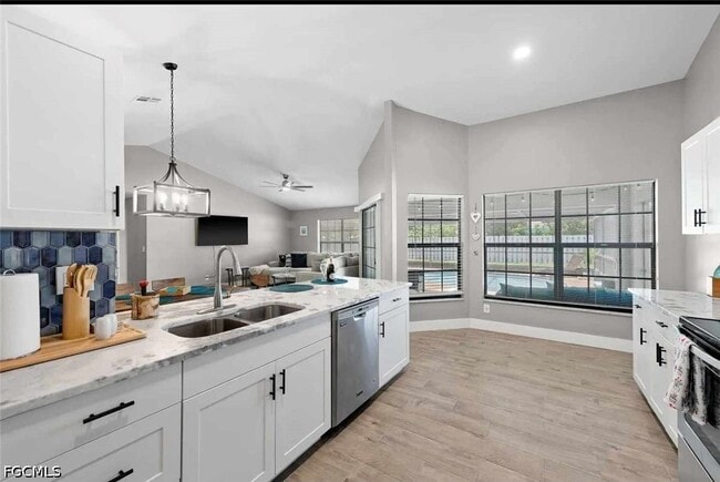 property at 2206 SE 4th St