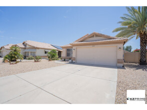 10653 W Mohawk Ln in Peoria, AZ - Building Photo - Building Photo