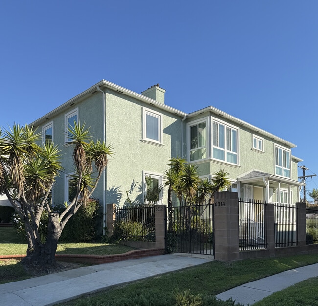 6314 1/2 Overhill Dr, Unit 6314 1.2