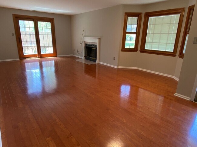 2205 Brookhaven Dr in Yardley, PA - Building Photo - Building Photo