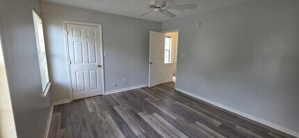 1036 Plantation Way in Kennesaw, GA - Building Photo - Building Photo