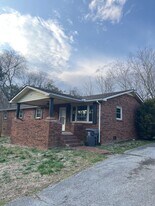 115 Berne Dr in Oak Grove, KY - Building Photo
