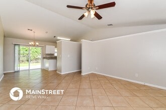 8165 Pelican Rd in Ft. Myers, FL - Foto de edificio - Building Photo