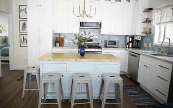 218 19th St in Pacific Grove, CA - Building Photo - Building Photo