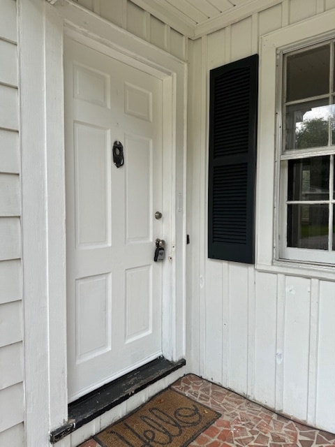 property at 602 W Cedar St