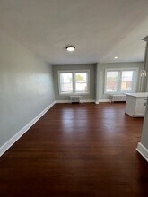 60-66 Elm St in Westfield, NJ - Foto de edificio - Building Photo