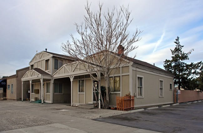 195-197 Kirman Ave in Reno, NV - Building Photo - Building Photo