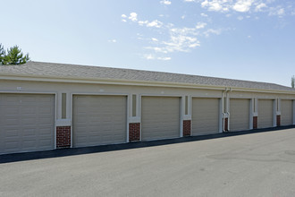 Wasatch Pointe Apartments in North Logan, UT - Foto de edificio - Building Photo