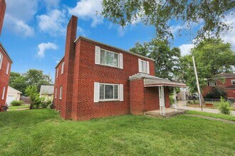 404 S Chase Ave in Columbus, OH - Building Photo - Building Photo