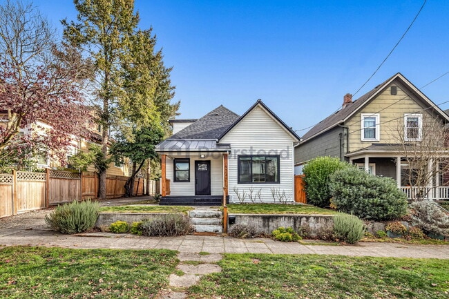 property at 924 24th Ave S