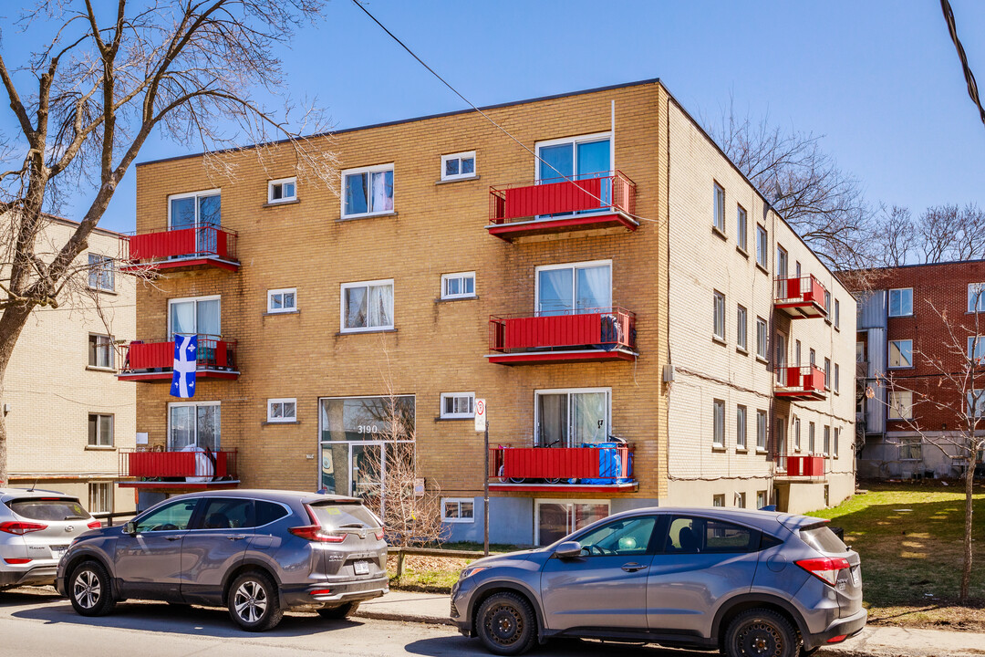 3190 Goyer St in Montréal, QC - Building Photo