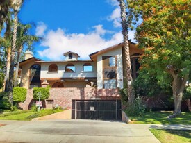 1517 Rock Glen Ave in Glendale, CA - Building Photo