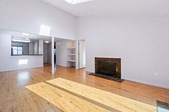 708 126th Ave NE in Bellevue, WA - Building Photo - Building Photo