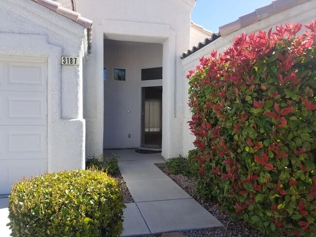 3187 Misty Winds Ct in Henderson, NV - Building Photo - Building Photo