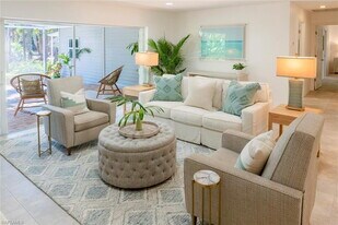 3430 27th Ave SW in Naples, FL - Building Photo