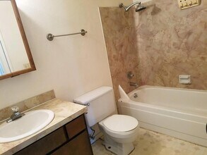 1519 E 3rd Ave, Unit C in Post Falls, ID - Building Photo - Building Photo