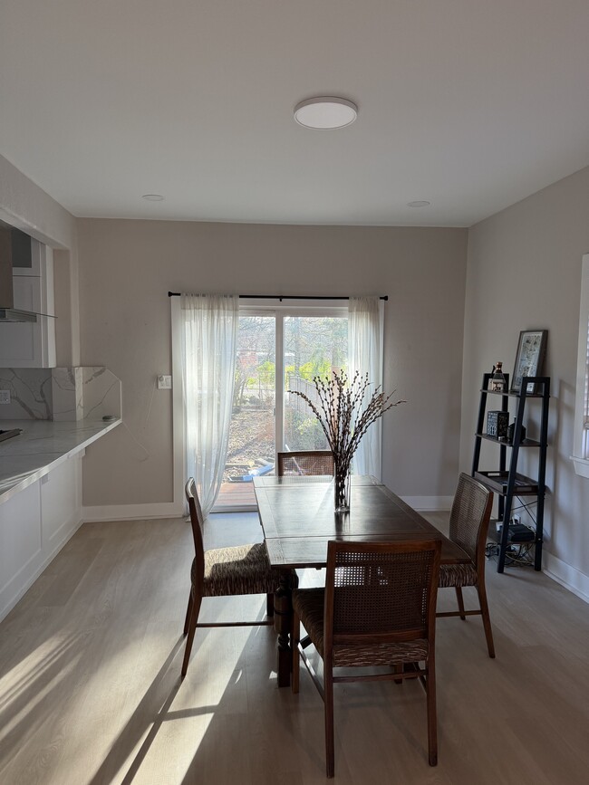 721 S Rose St, Unit Main Floor Room #1 in Seattle, WA - Building Photo - Building Photo