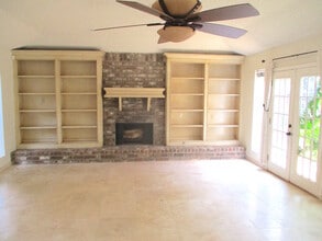 1103 Forest Home Dr in Houston, TX - Building Photo - Building Photo