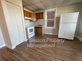 616 W Franklin St in Hagerstown, MD - Building Photo