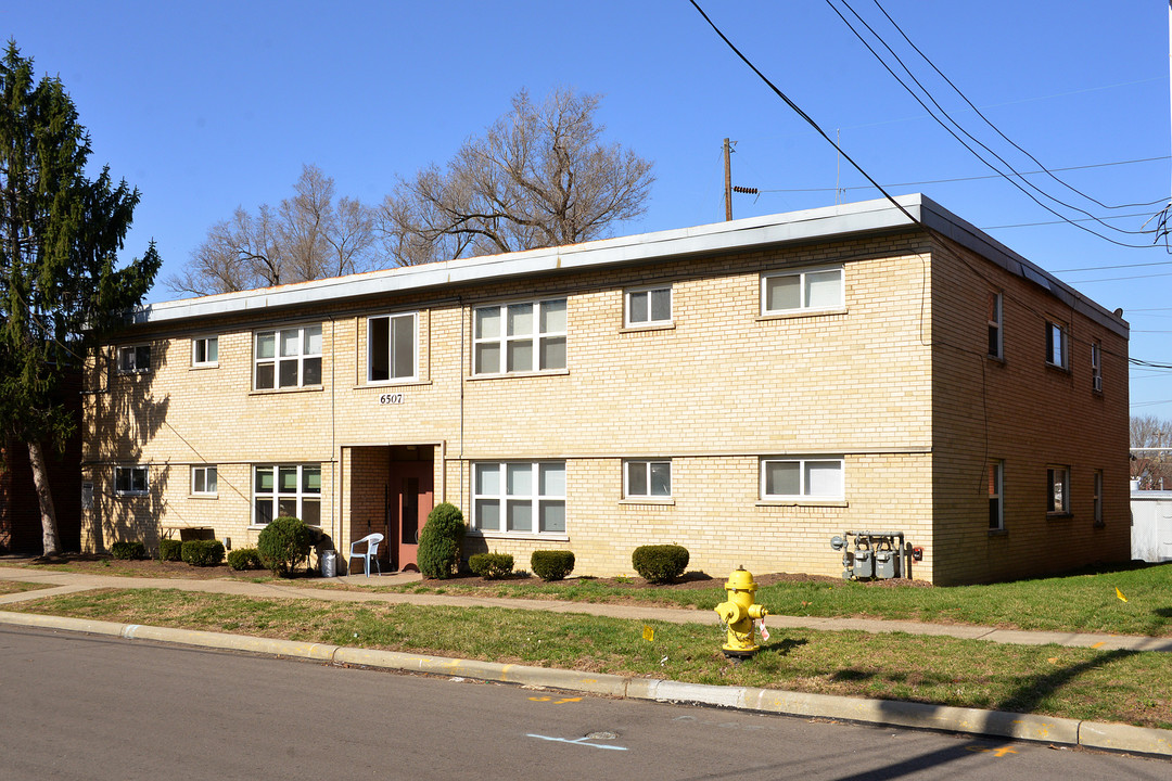 6507 Hasler Ln in Cincinnati, OH - Building Photo