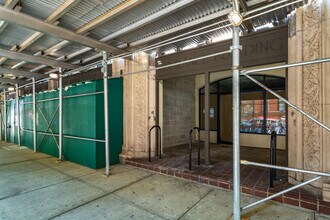 130 Clinton St in Brooklyn, NY - Foto de edificio - Building Photo