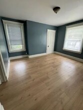3851 Vine St in Cincinnati, OH - Foto de edificio - Building Photo