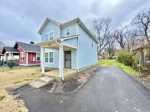 780 Woodlawn St in Memphis, TN - Building Photo - Building Photo