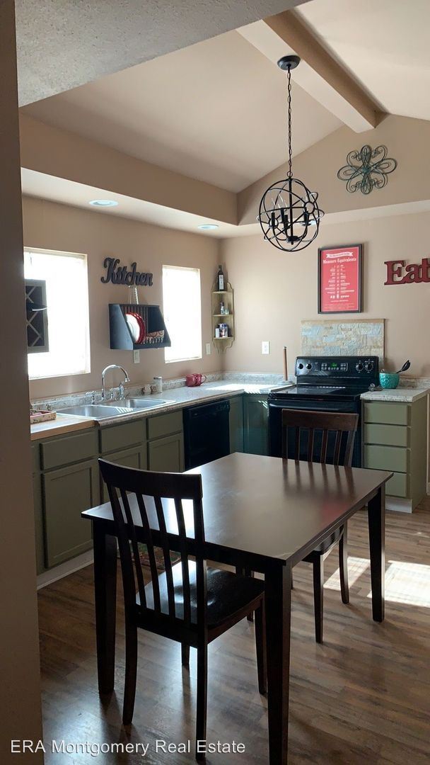 408 N Mesa in Carlsbad, NM - Building Photo - Building Photo