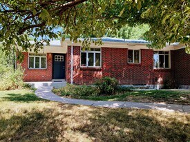 5331 E Jewell Ave in Denver, CO - Building Photo