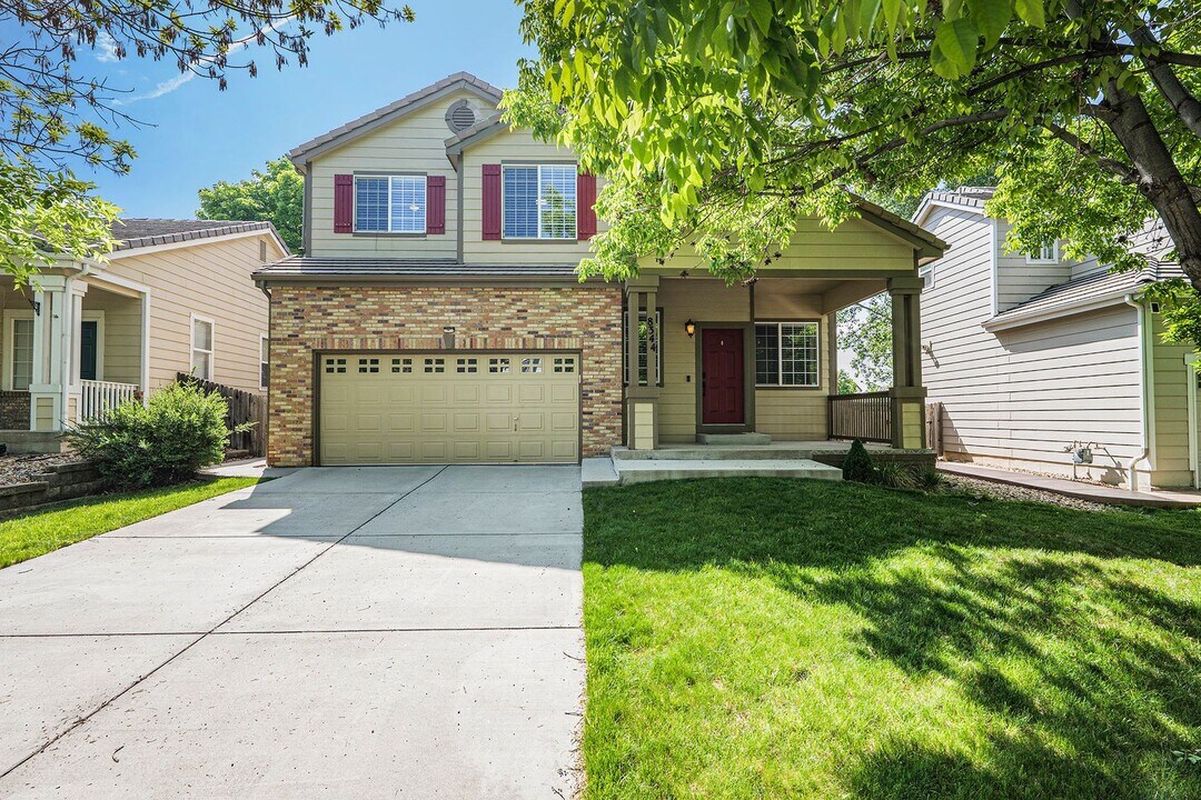 8344 Quay St in Littleton, CO - Building Photo