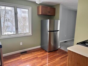 4 Suncook Terrace in Merrimack, NH - Building Photo - Building Photo