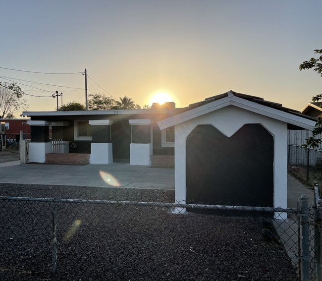 231 S 1st St in Avondale, AZ - Building Photo - Building Photo