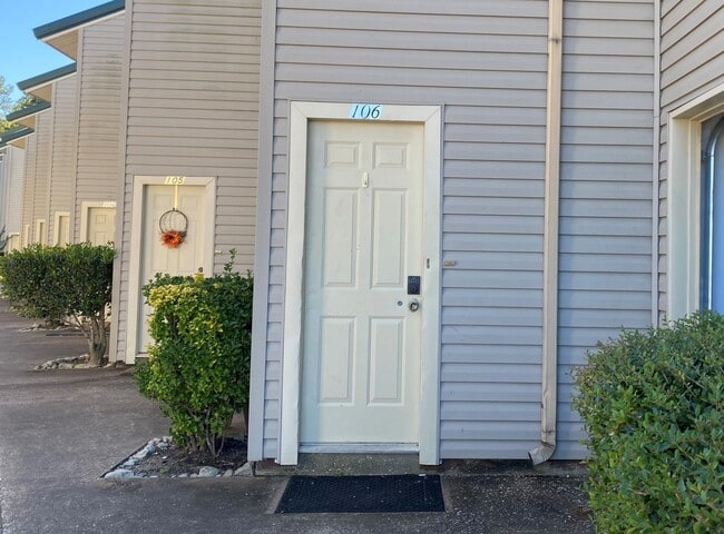 property at 307 Bass Boat VLG