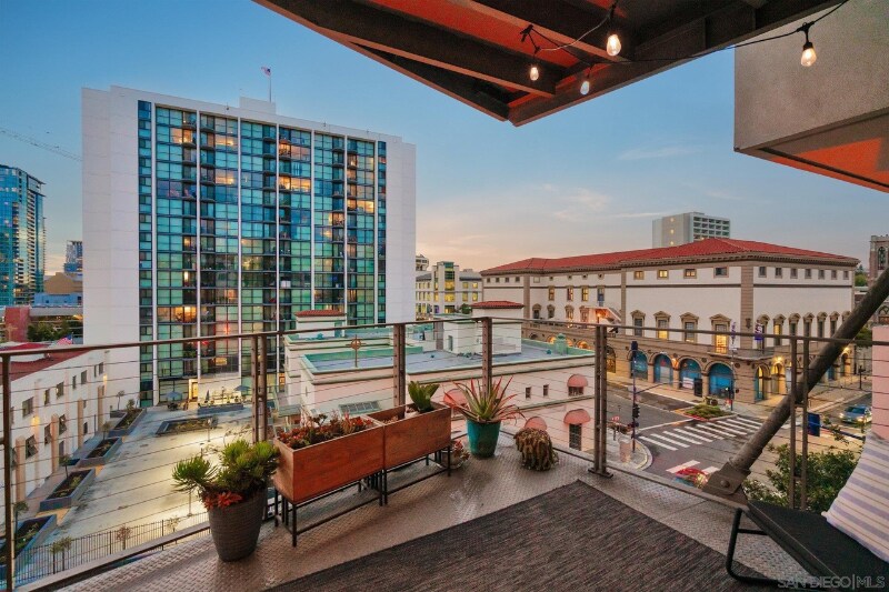 1551 Fourth Ave in San Diego, CA - Building Photo