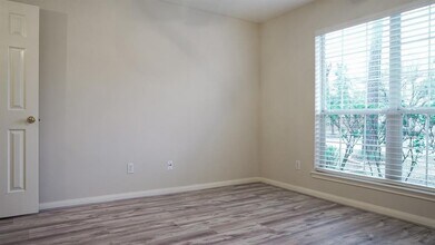 12006 Canyon Star Ln in Tomball, TX - Building Photo - Building Photo