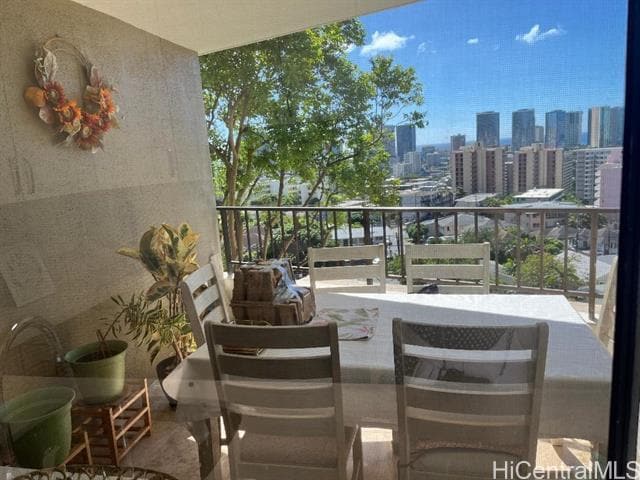 965 Prospect St in Honolulu, HI - Building Photo