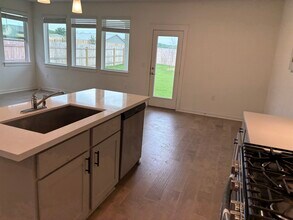 7408 Sparkling Light Dr in Del Valle, TX - Building Photo - Building Photo