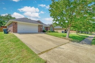 1403 Kernstown Ln in College Station, TX - Building Photo - Building Photo