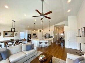 1686 Derbyshire St in Colorado Springs, CO - Building Photo - Building Photo