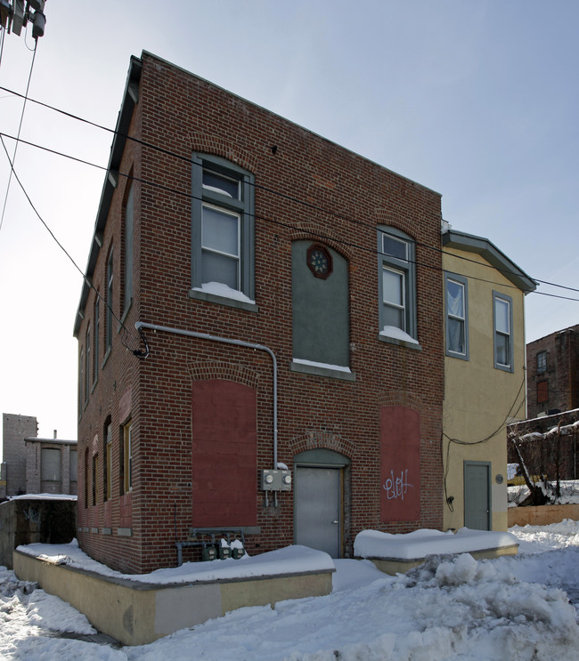 1 Wilkinson Ave in Jersey City, NJ - Building Photo - Building Photo