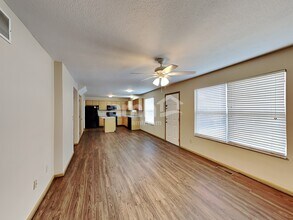 2245 Yagger Bay Dr in Hilliard, OH - Foto de edificio - Building Photo