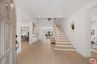 712 N Rodeo Dr in Beverly Hills, CA - Building Photo - Building Photo