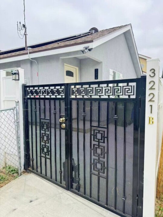 3221 Evelyn Ave in Rosemead, CA - Building Photo