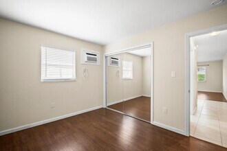 655 94th Ave N in Naples, FL - Building Photo - Building Photo